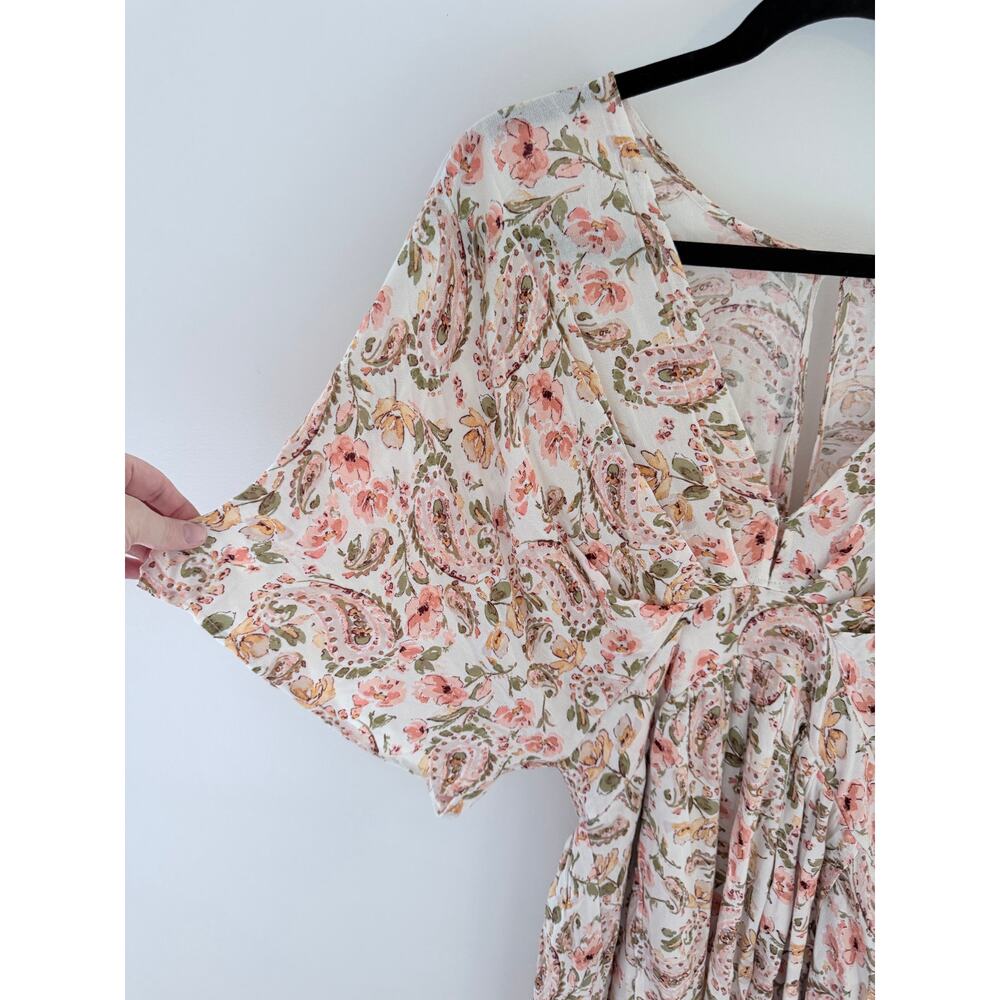 Aura Boho Maxi Dress in a cream and peach paisley floral pattern-Size M - Picture 5 of 13